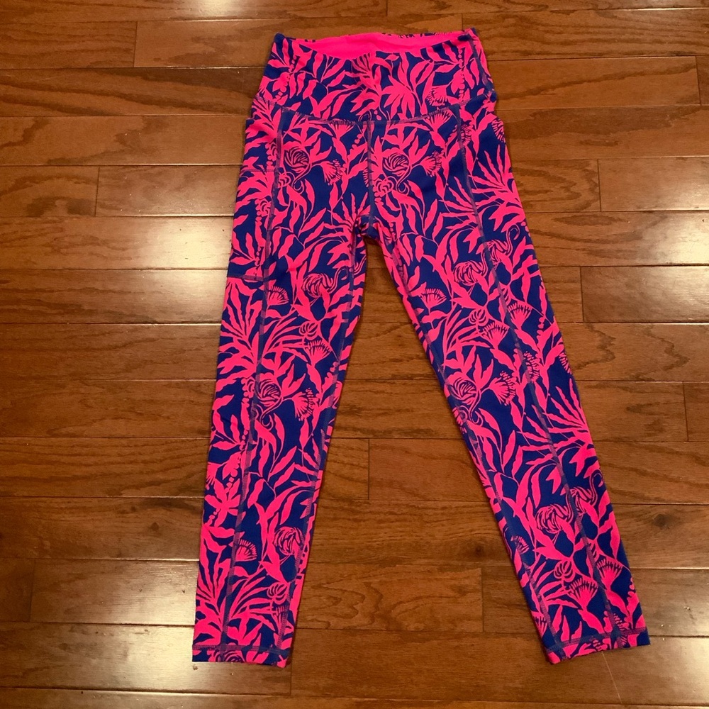 Lilly Pulitzer Hot Pink and Blue Tropical Print Leggings